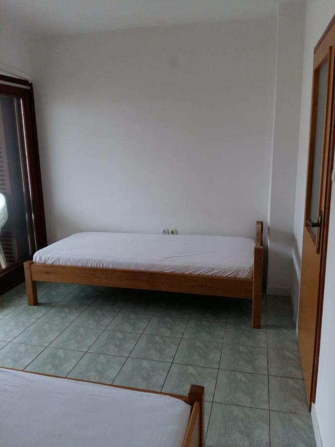 Apartments Villa Cherry Новаля Екстериор снимка