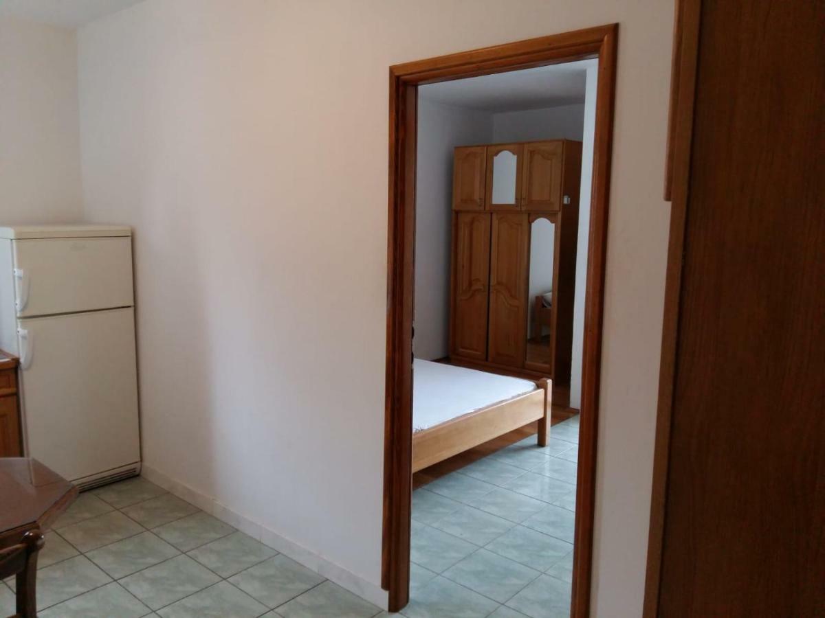 Apartments Villa Cherry Новаля Екстериор снимка