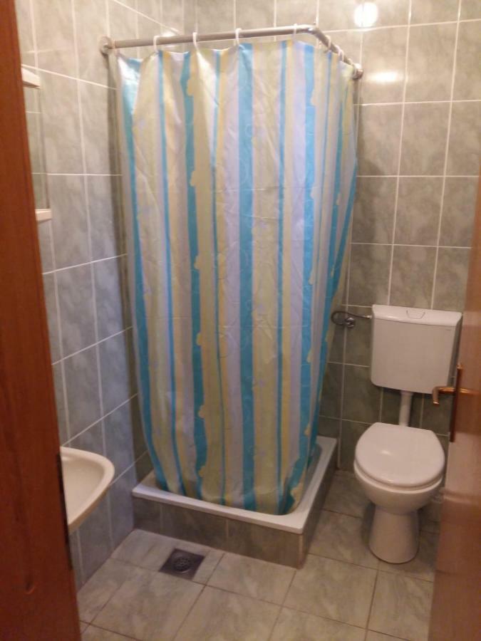 Apartments Villa Cherry Новаля Екстериор снимка