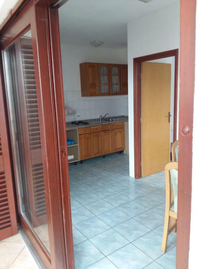 Apartments Villa Cherry Новаля Екстериор снимка